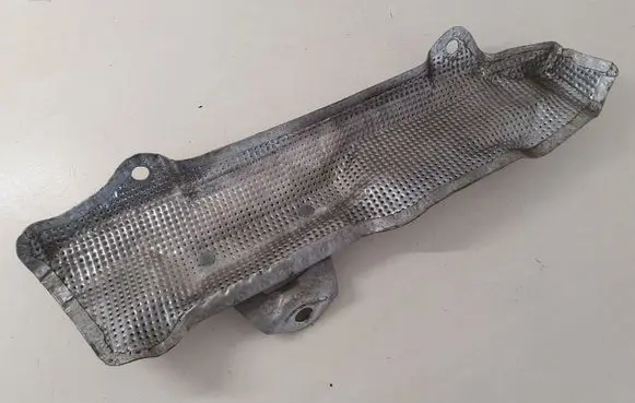 Mercedes-Benz S W222 Heat shield in engine bay A6420902941