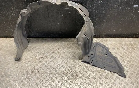 Toyota Prius (XW50) Front wheel arch liner splash guards 5387647110