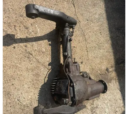 Mitsubishi Pajero Front axle beam 