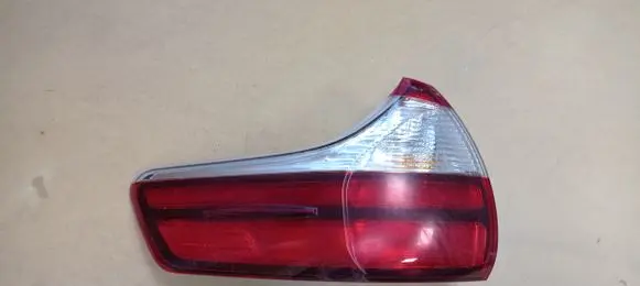 Toyota Sienna XL30 III Rear/tail lights