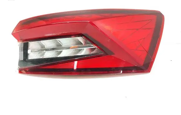 Skoda Kodiaq Rear/tail lights 565945208A L90117259