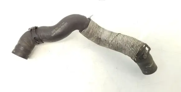Audi A3 S3 8P Engine coolant pipe/hose 3C0121157AA