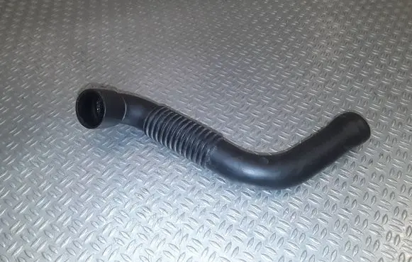 Audi A4 S4 B7 8E 8H Breather hose/pipe 03G103426B
