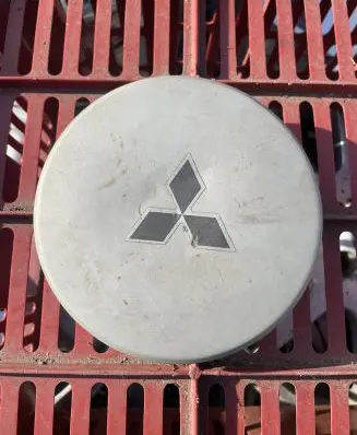 Mitsubishi Mirage V CJO Original wheel cap