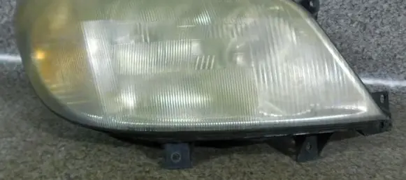 Mercedes-Benz Sprinter W901 W902 W903 W904 Headlight/headlamp