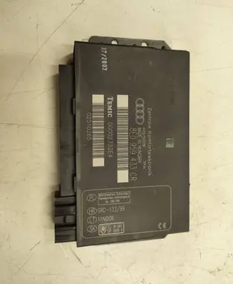 Audi A4 S4 B7 8E 8H Comfort/convenience module 8E0959433CR 02510265 00002732E4