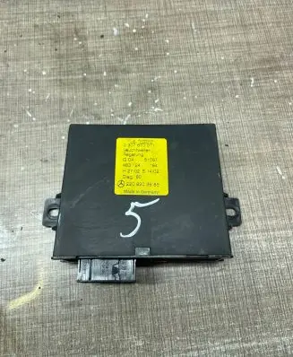 Mercedes-Benz S W220 Light module LCM 2208203685 0307870011 51067