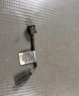 Volkswagen Touareg II Oil pressure sensor 059971379