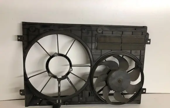 Audi A3 S3 8P Radiator cooling fan shroud 1K0121207AA ZSB1K0121205G