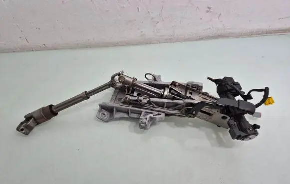 Ford Focus Steering wheel axle set BV613C529BA