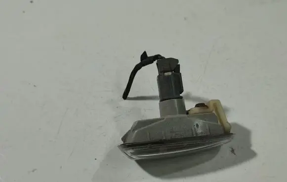 KIA Ceed Front fender indicator light 