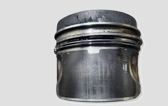 Volkswagen PASSAT B6 Piston CBA