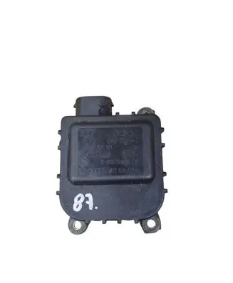 Audi A6 S6 C5 4B Air flap motor/actuator 8D1820511B 0132801149