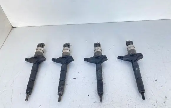 Saab 9-5 Fuel injectors set 8972391617