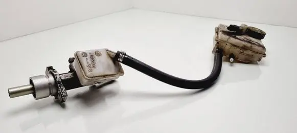 Citroen Xsara Picasso Master brake cylinder 6024705012 0204024818 0204024817