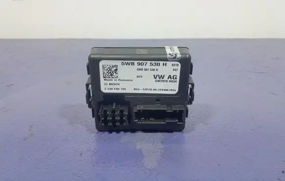 Skoda Octavia 985 Gateway control module 5WB907530H