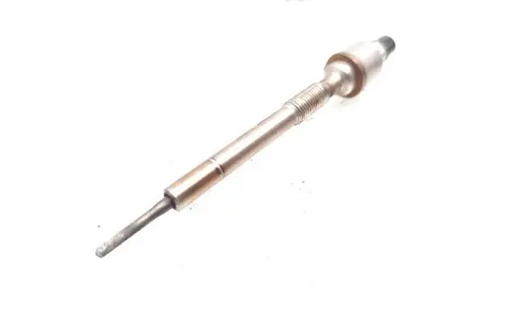 Opel Astra H Glow plug 55590466 0103010103 55568366