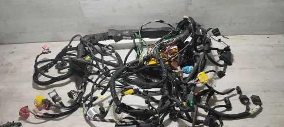 Engine installation wiring loom