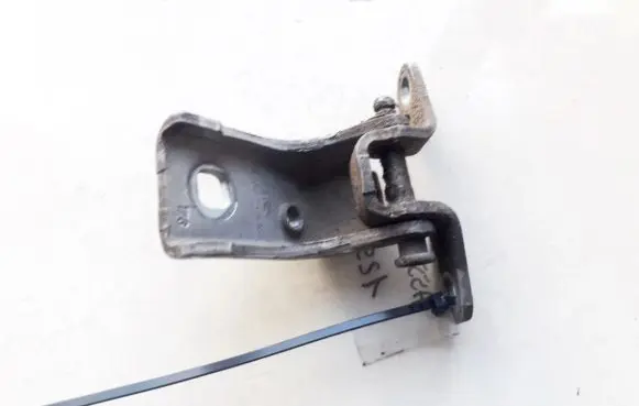 Ford Mondeo MK II Front door upper hinge 93bbf22805ak 93bb-f22805-ak