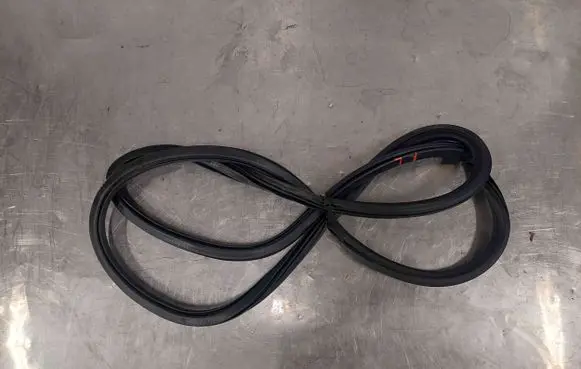 Audi A6 Allroad C7 Front door rubber seal 