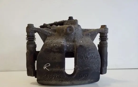 Audi Q3 F3 Front brake caliper 5714B
