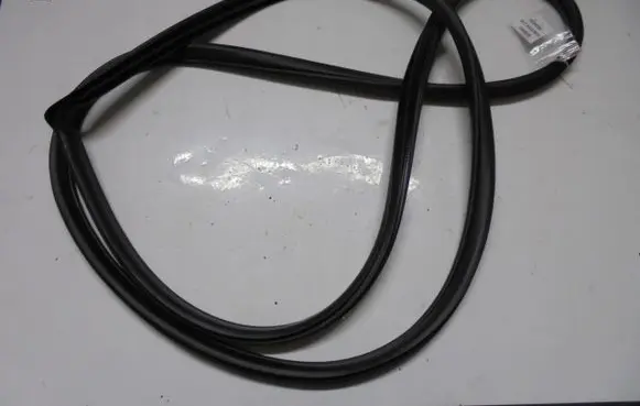 Subaru Forester SH Rubber seal rear door 