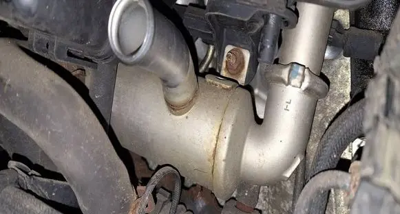 Citroen C4 I EGR valve cooler 