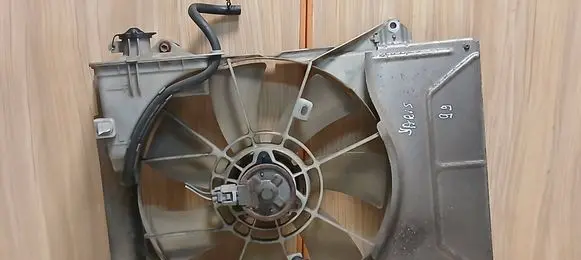 Toyota Yaris Electric radiator cooling fan 1636323010 2635005250