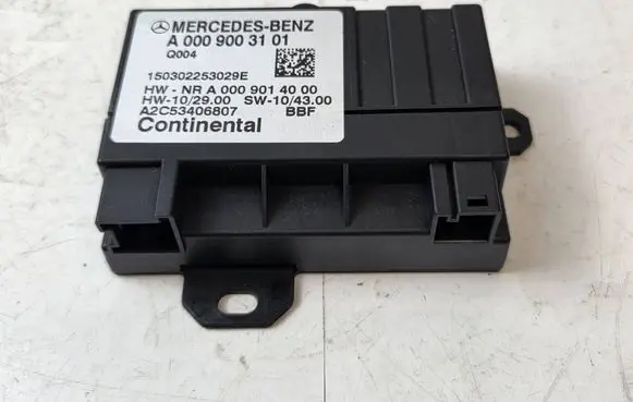 Mercedes-Benz E W212 Fuel injection pump control unit/module A0009003101 150302253029E A2C53406807