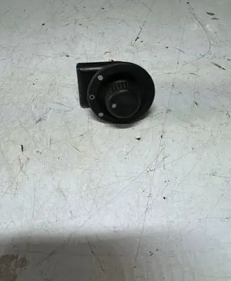Renault Master III Wing mirror switch 255704649