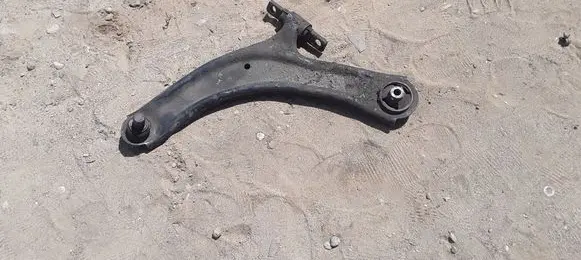 Nissan Qashqai Front lower control arm/wishbone