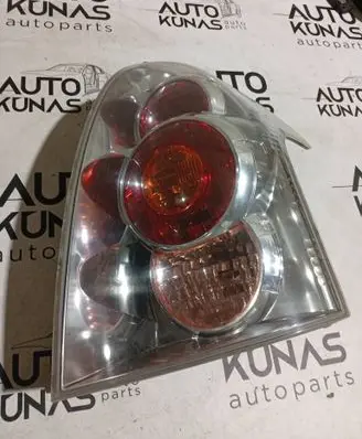 Toyota Corolla Verso AR10 Rear/tail lights 0F01 0202010000 E410173