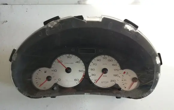 Peugeot 206 Speedometer (instrument cluster) 9648836580