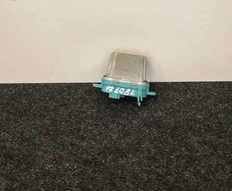 Seat Alhambra (Mk2) Heater blower motor/fan resistor 7L0907521B 16255YY0063D