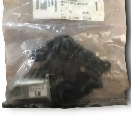 Fiat Freemont Front door window regulator motor C22330100