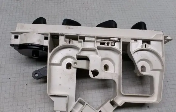 Chrysler Neon II Climate control unit 04885336AA