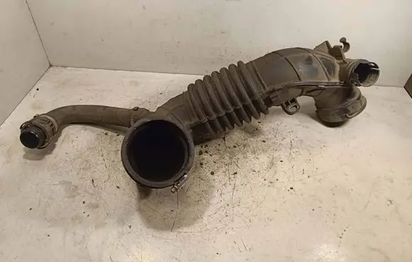 BMW 3 F30 F35 F31 Air intake hose/pipe 