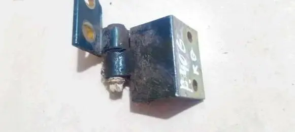 Peugeot 406 Tailgate/trunk/boot hinge