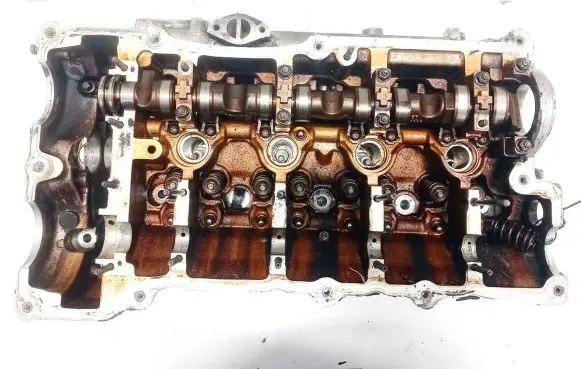 BMW 3 E90 E91 Engine head 75054229