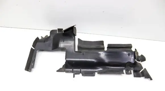 Audi A4 S4 B9 8W Intercooler air guide/duct channel 8W0121284