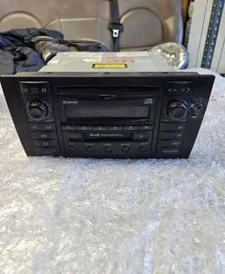 Audi A6 S6 C5 4B Radio/CD/DVD/GPS head unit FA031623