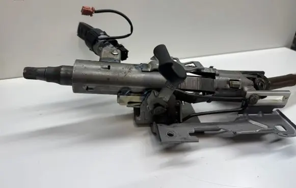 Peugeot 308 Ignition lock 9663123280