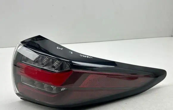 Rear/tail lights