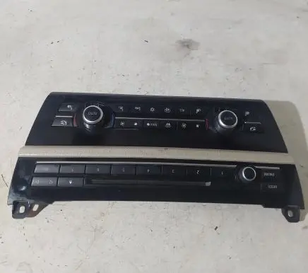 BMW 5 F10 F11 Climate control unit 9241240