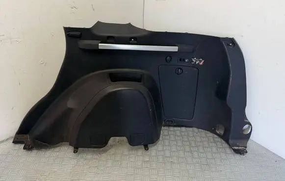 Peugeot 4007 Trunk/boot side trim panel