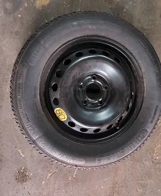 Nissan Qashqai R16 spare wheel