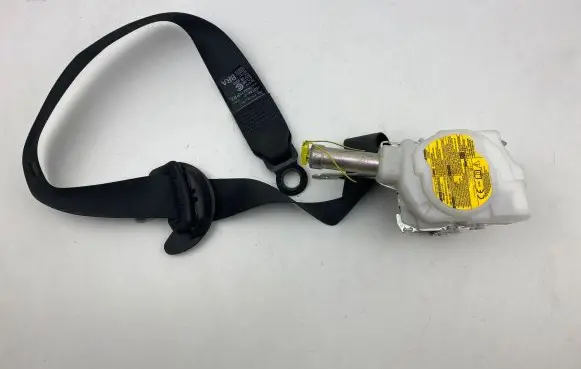 Toyota Prius Prime Front seatbelt 006273P 7X3160P 067797
