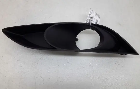Toyota Auris 150 Front bumper lower grill 8148102050