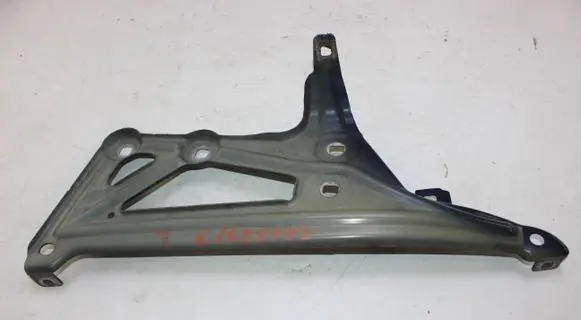 BMW X1 F48 F49 Fender mounting bracket 7329447
