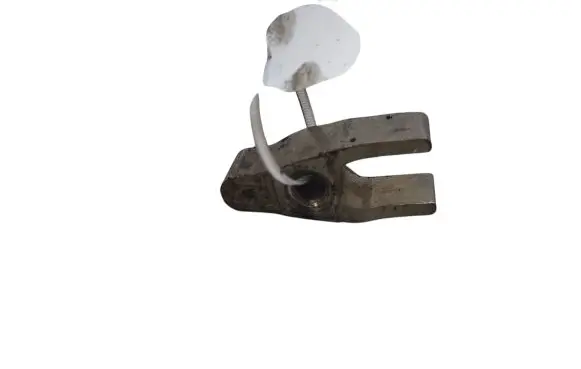 Mercedes-Benz E W213 Fuel Injector clamp holder
